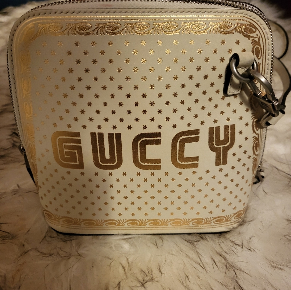 Authentic Gucci Guccy Top Zip Shoulder Bag